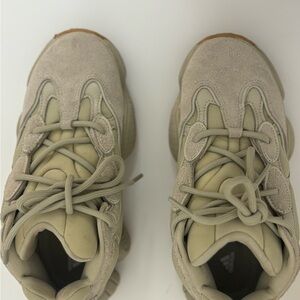 Adidas Yeezy 500 Sneaker size 6